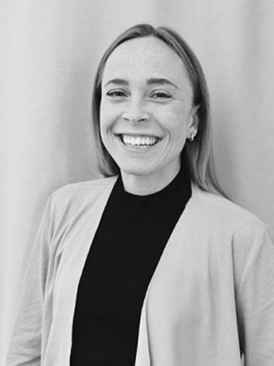Svartvit bild på Jenny Gustavsson